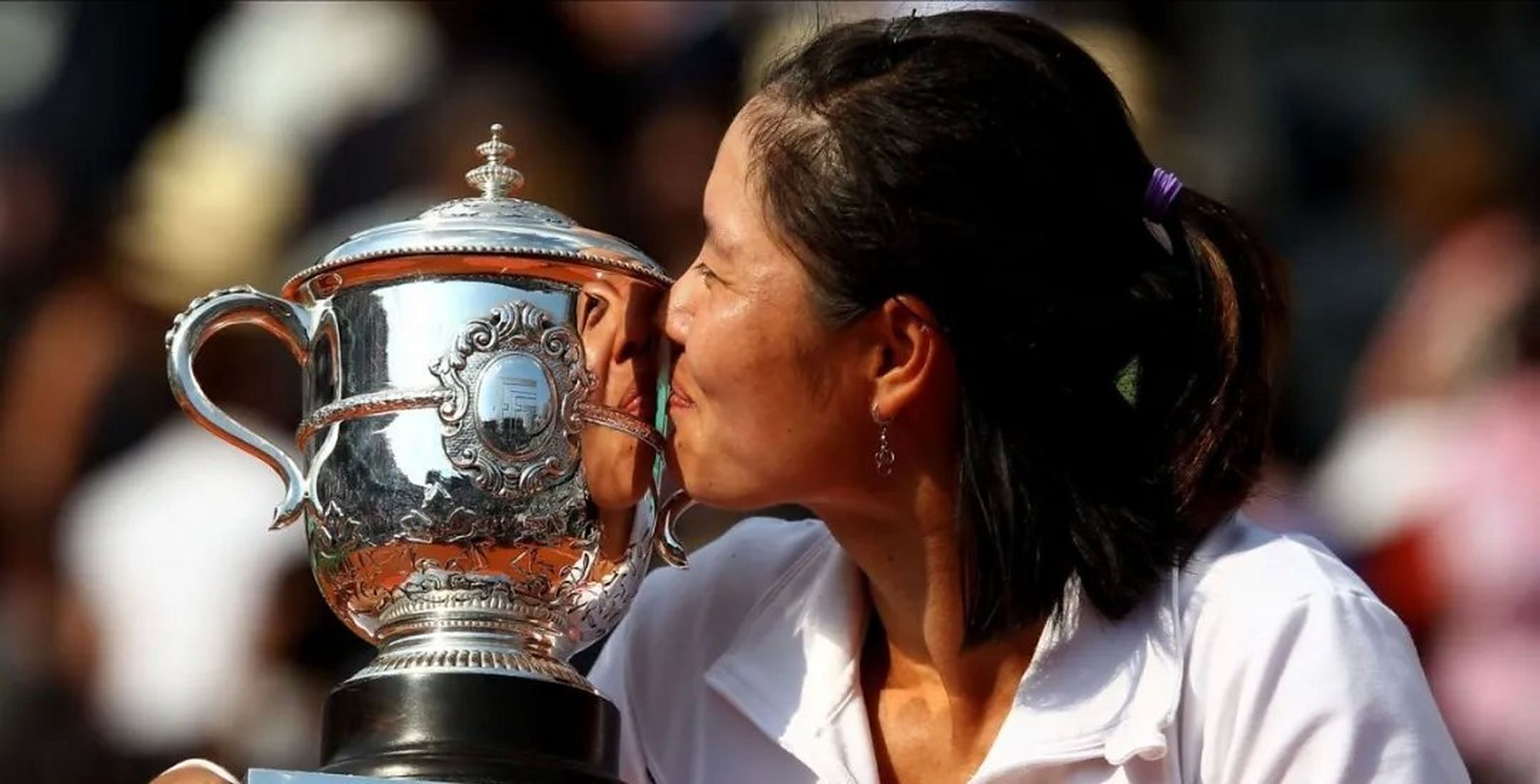 九游娱乐-阿扎伦卡焦点对战，科维托娃与30激战掘金分钟，领先优势明显胜负难料！