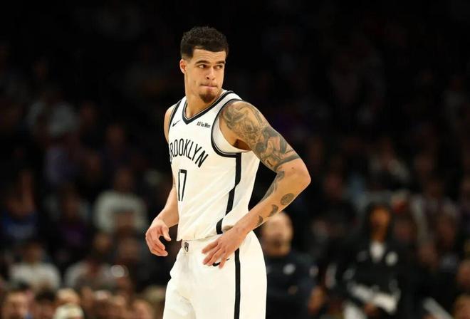 九游-西亚卡姆回归赛场，突破纪录首场状态亮眼，日本队观众沸腾！的简单介绍